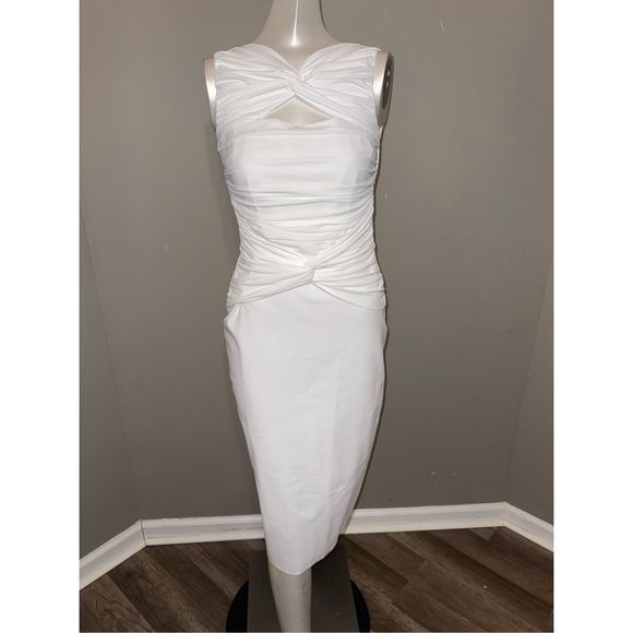 Chiara Boni La Petite Robe Audrine Sleeveless Keyhole Dress with Ruched Bodice - Picture 5 of 11